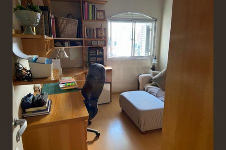 Apartamento à venda com 211m², 4 quartos e 4 vagas