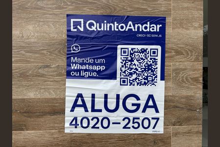 Studio para alugar com 36m², 1 quarto e 1 vaga Studio para alugar com 36m², 1 quarto e 1 vagaPlaca