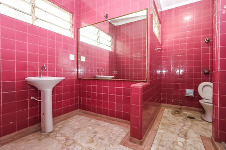 Casa para alugar com 250m², 5 quartos e 2 vagasQuarto 1 - Suíte