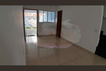 Casa à venda com 3 quartos, 80m² em Campo Grande, São Paulo