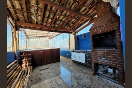 Casa à venda com 100m², 4 quartos e 1 vaga