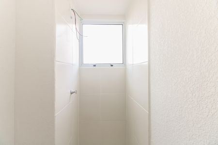 Apartamento à venda com 42m², 2 quartos e sem vaga Apartamento à venda com 42m², 2 quartos e sem vagaBanheiro