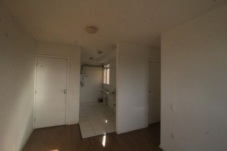 Sala de apartamento para alugar com 2 quartos, 42m² em Cerâmica, Nova Iguaçu