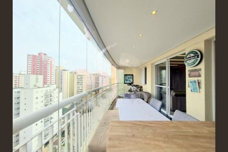 Apartamento à venda com 121m², 3 quartos e 2 vagas