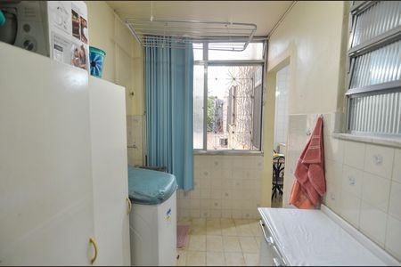 Apartamento à venda com 75m², 3 quartos e sem vaga Apartamento à venda com 75m², 3 quartos e sem vagaÁrea de Serviço
