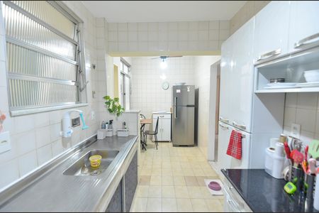 Apartamento à venda com 75m², 3 quartos e sem vaga Apartamento à venda com 75m², 3 quartos e sem vagaCozinha
