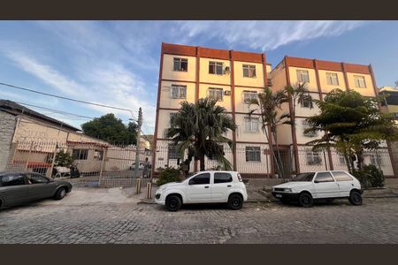Apartamento à venda com 75m², 3 quartos e sem vaga Apartamento à venda com 75m², 3 quartos e sem vagaFachada