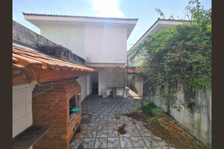 Casa à venda com 3 quartos, 225m² em Campo Belo, São Paulo