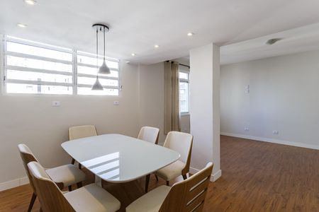 Apartamento para alugar com 100m², 3 quartos e 1 vaga Apartamento para alugar com 100m², 3 quartos e 1 vagaSala