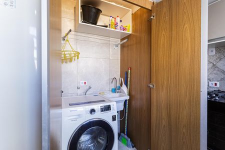 Apartamento para alugar com 100m², 3 quartos e 1 vaga Apartamento para alugar com 100m², 3 quartos e 1 vagaÁrea de Serviço