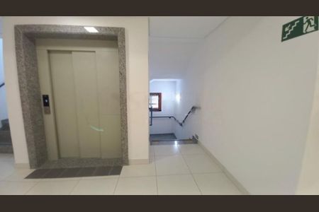 Studio à venda com 32m², 2 quartos e sem vaga