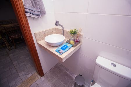 Apartamento à venda com 162m², 2 quartos e 2 vagas Apartamento à venda com 162m², 2 quartos e 2 vagasLavabo