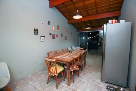 Apartamento à venda com 162m², 2 quartos e 2 vagas Apartamento à venda com 162m², 2 quartos e 2 vagasEspaço Gourmet