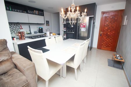 Apartamento à venda com 162m², 2 quartos e 2 vagas Apartamento à venda com 162m², 2 quartos e 2 vagasSala de Jantar