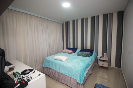 Suíte de apartamento à venda com 2 quartos, 162m² em Vila Valparaíso, Santo André