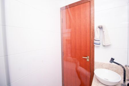 Apartamento à venda com 162m², 2 quartos e 2 vagas Apartamento à venda com 162m², 2 quartos e 2 vagasBanheiro Social