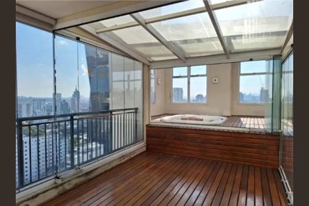 Apartamento à venda com 2 quartos, 123m² em Pinheiros, São Paulo