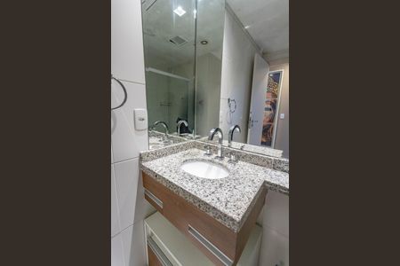 Apartamento à venda com 67m², 2 quartos e 1 vaga