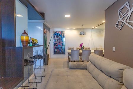 Apartamento à venda com 67m², 2 quartos e 1 vaga