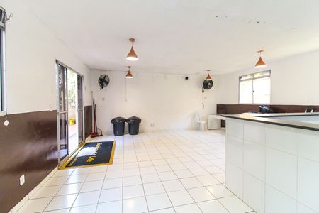 Apartamento à venda com 40m², 2 quartos e 1 vaga Apartamento à venda com 40m², 2 quartos e 1 vagaÁrea comum - Salão de festas