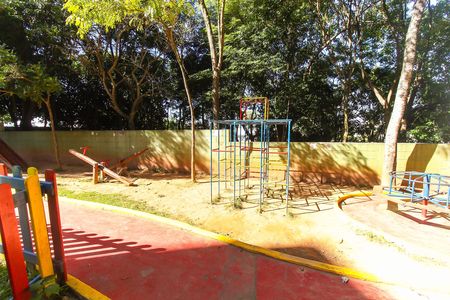 Apartamento à venda com 40m², 2 quartos e 1 vaga Apartamento à venda com 40m², 2 quartos e 1 vagaÁrea comum - Playground