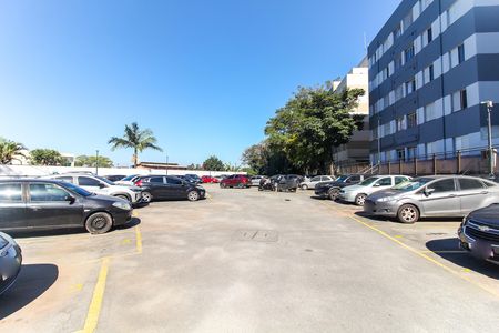 Apartamento à venda com 40m², 2 quartos e 1 vaga Apartamento à venda com 40m², 2 quartos e 1 vagaEstacionamento
