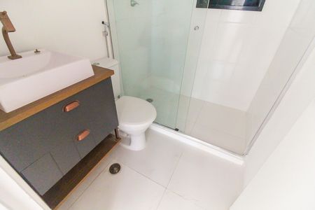 Apartamento à venda com 40m², 2 quartos e 1 vaga Apartamento à venda com 40m², 2 quartos e 1 vagaBanheiro social