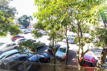 Apartamento à venda com 40m², 2 quartos e 1 vaga Apartamento à venda com 40m², 2 quartos e 1 vagaVista da Cozinha e Área de Serviço