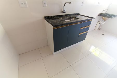 Apartamento à venda com 40m², 2 quartos e 1 vaga Apartamento à venda com 40m², 2 quartos e 1 vagaCozinha e Área de Serviço
