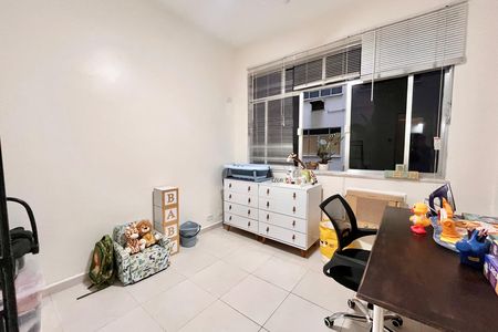 Apartamento para alugar com 72m², 2 quartos e sem vaga