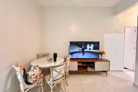 Apartamento para alugar com 72m², 2 quartos e sem vaga