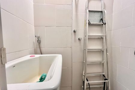 Apartamento para alugar com 72m², 2 quartos e sem vaga