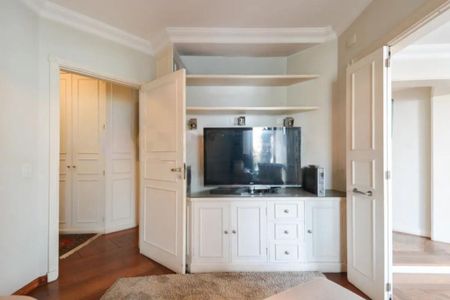 Apartamento à venda com 3 quartos, 202m² em Planalto Paulista, São Paulo