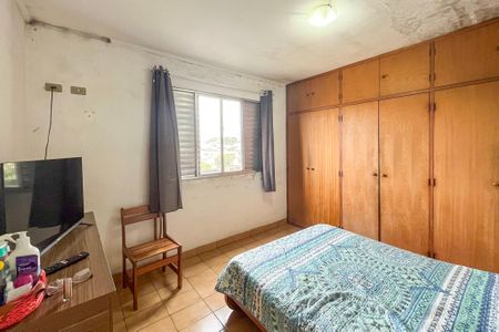 Casa à venda com 183m², 3 quartos e 4 vagas Casa à venda com 183m², 3 quartos e 4 vagasQuarto 3