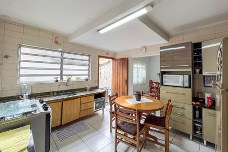 Casa à venda com 183m², 3 quartos e 4 vagas Casa à venda com 183m², 3 quartos e 4 vagasCozinha