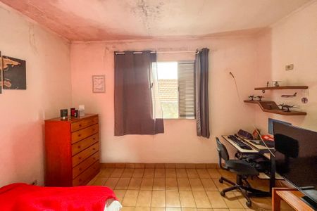 Casa à venda com 183m², 3 quartos e 4 vagas Casa à venda com 183m², 3 quartos e 4 vagasQuarto 2