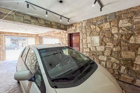 Casa à venda com 183m², 3 quartos e 4 vagas Casa à venda com 183m², 3 quartos e 4 vagasGaragem