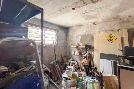Casa à venda com 183m², 3 quartos e 4 vagas Casa à venda com 183m², 3 quartos e 4 vagasCloset
