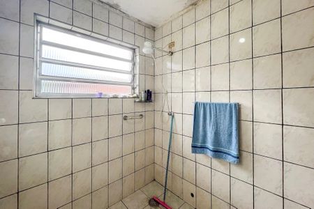 Casa à venda com 183m², 3 quartos e 4 vagas Casa à venda com 183m², 3 quartos e 4 vagasBanheiro