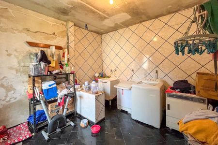 Casa à venda com 183m², 3 quartos e 4 vagas Casa à venda com 183m², 3 quartos e 4 vagasQuarto de Serviço