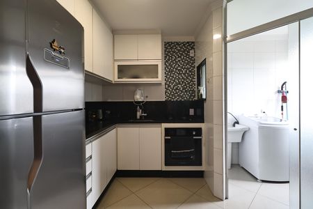 Apartamento à venda com 60m², 3 quartos e 1 vaga Apartamento à venda com 60m², 3 quartos e 1 vagaCozinha