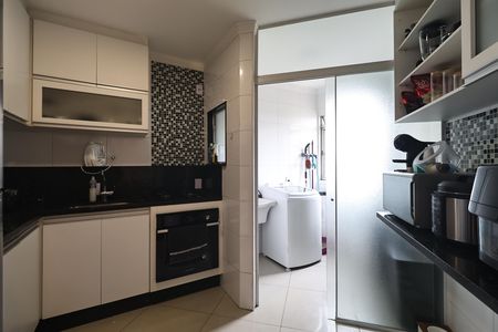 Apartamento à venda com 60m², 3 quartos e 1 vaga Apartamento à venda com 60m², 3 quartos e 1 vagaCozinha