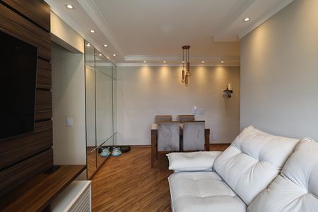 Apartamento à venda com 60m², 3 quartos e 1 vaga Apartamento à venda com 60m², 3 quartos e 1 vagaSala