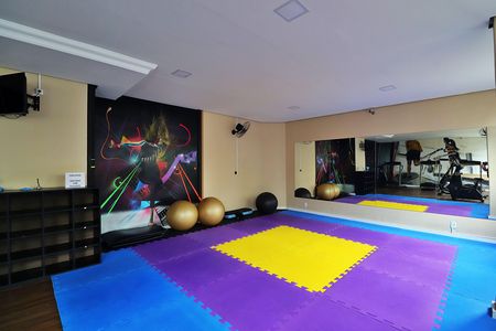 Apartamento à venda com 60m², 3 quartos e 1 vaga Apartamento à venda com 60m², 3 quartos e 1 vagaÁrea comum - Academia