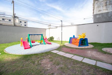 Apartamento para alugar com 41m², 2 quartos e sem vaga Apartamento para alugar com 41m², 2 quartos e sem vagaÁrea comum - Playground