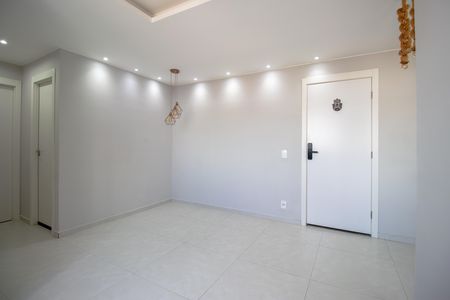 Sala de apartamento para alugar com 2 quartos, 41m² em Ramos, Rio de Janeiro