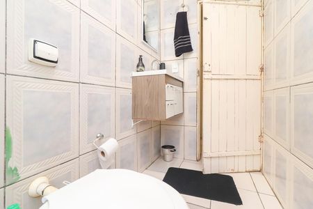 Casa para alugar com 60m², 1 quarto e sem vagaBanheiro