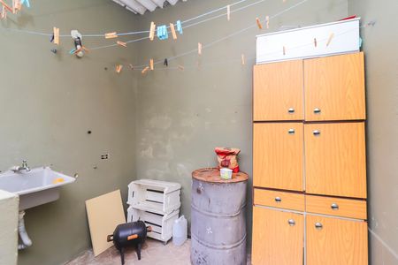 Casa para alugar com 60m², 1 quarto e sem vagaÁrea de Serviço