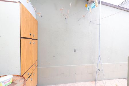 Casa para alugar com 60m², 1 quarto e sem vagaÁrea de Serviço