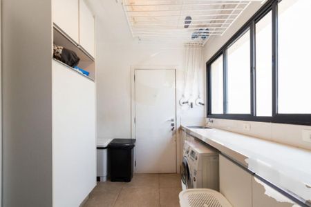 Apartamento à venda com 280m², 4 quartos e 4 vagas